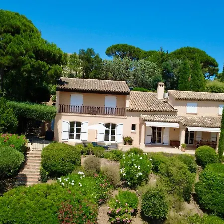 4 Etoiles - Parking - Wifi - Clim - Piscine *